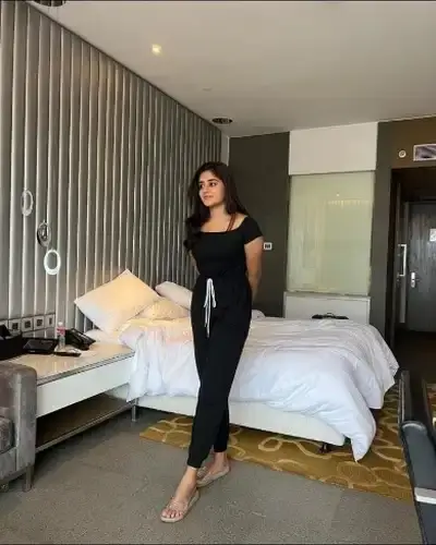 Parasia Call Girl Service